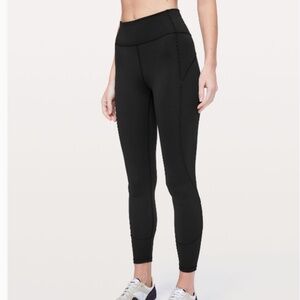 Lululemon Leggings In-movement tight Everlux 25” size 4 black pockets